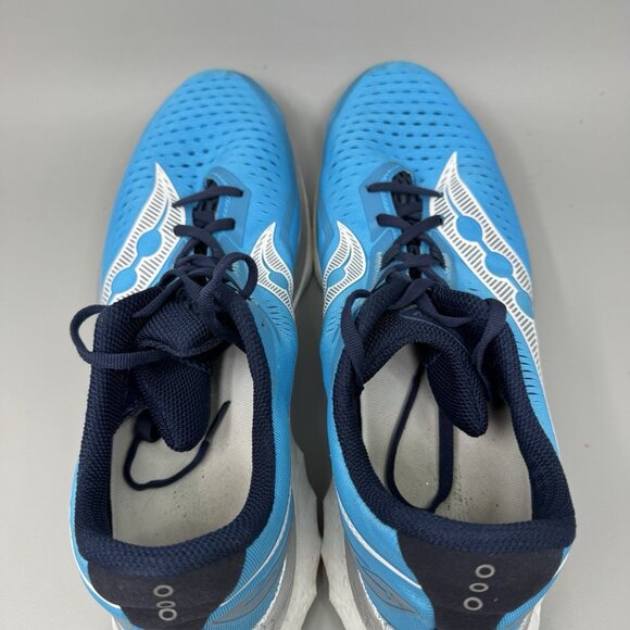 Athletic_Shoes